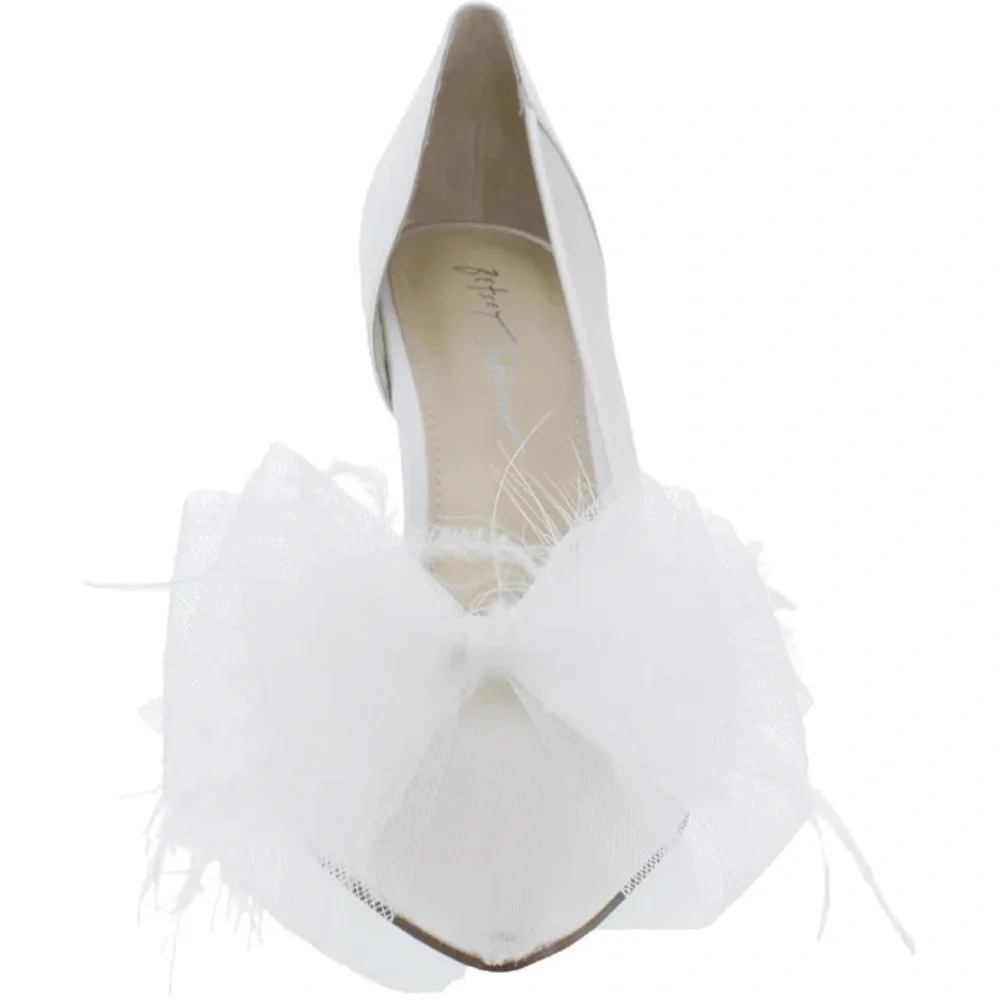 NIB BETSEY JOHNSON WHITE AND BLUE BOTTOM SUSN STILETTOS DRESS PUMPS SIZE 6 - Picture 3 of 4